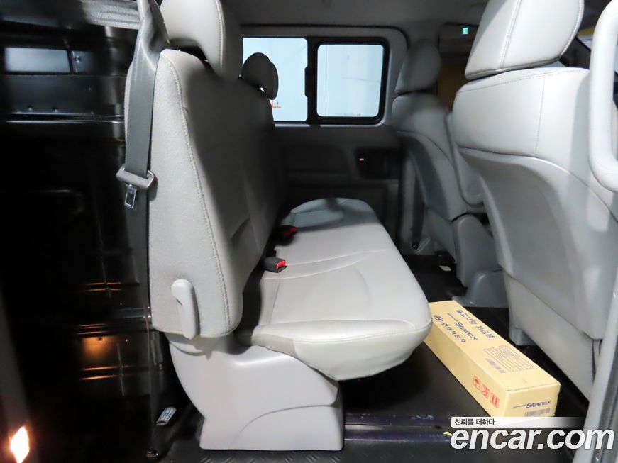 Hyundai Starex 2019