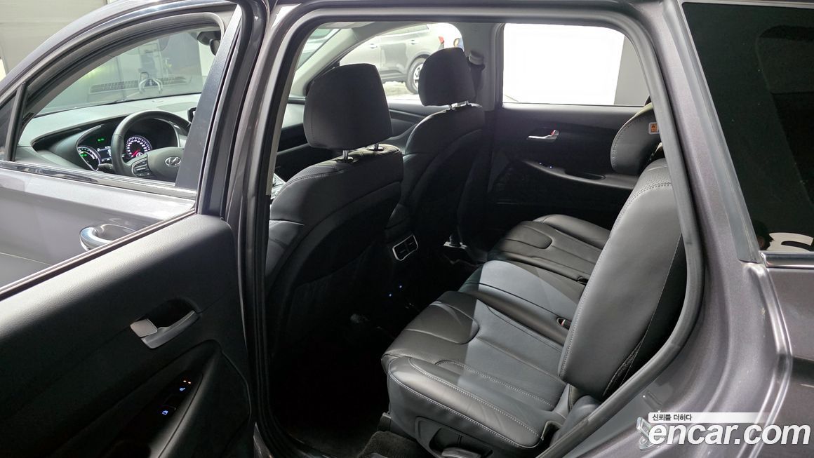 Hyundai Santafe 2022