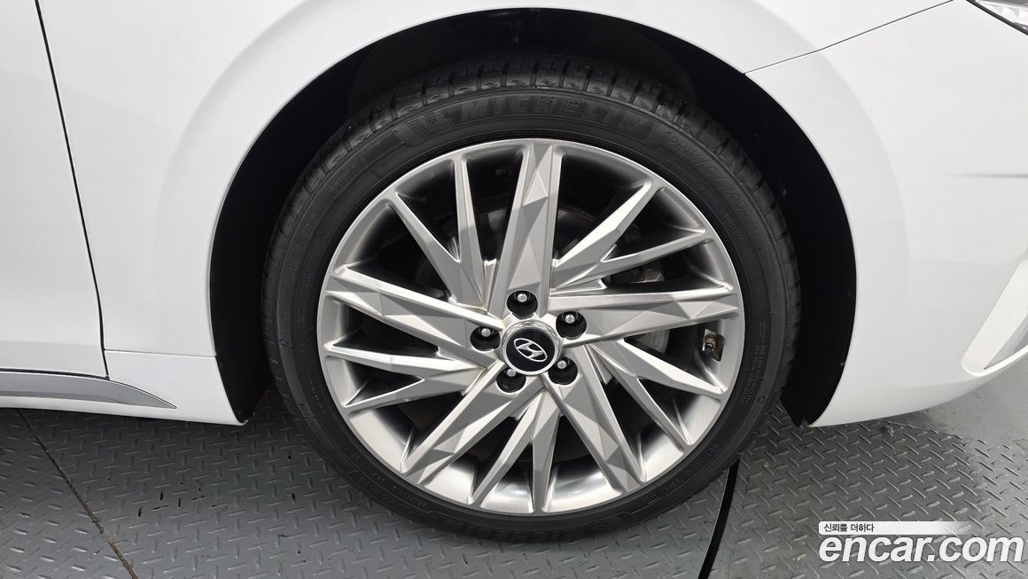 Hyundai Grandeur 2021