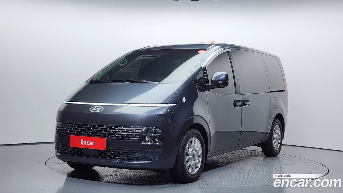 Hyundai Staria 2025