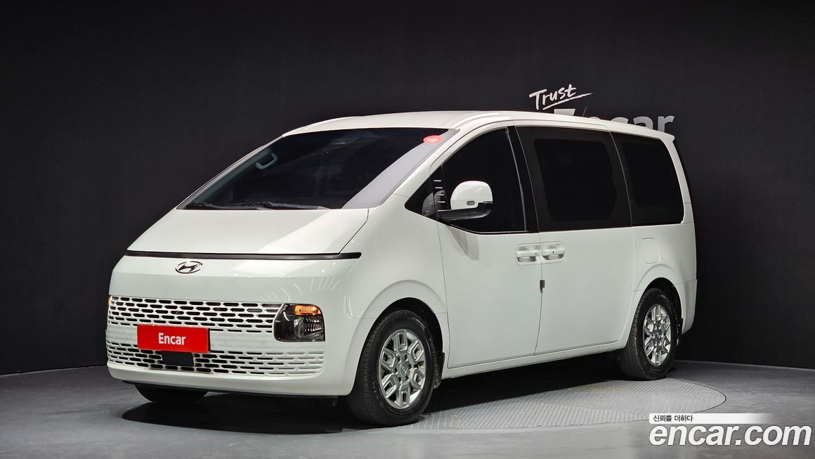 Hyundai Staria 2024