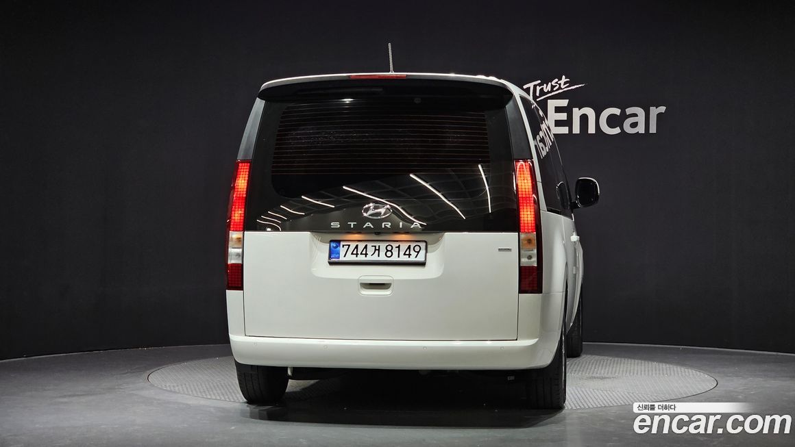 Hyundai Staria 2024