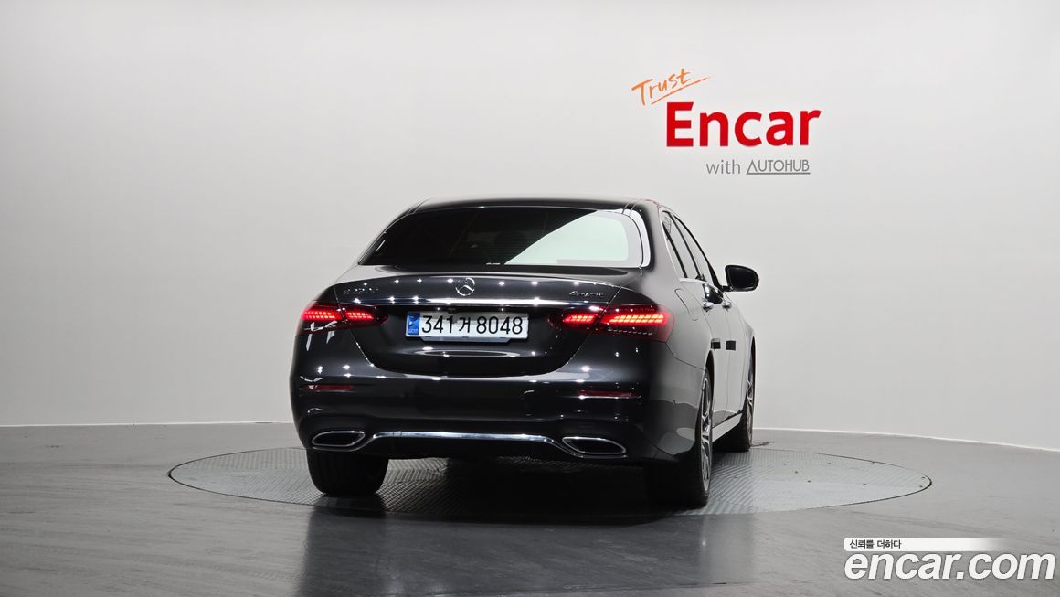 Mercedes-Benz E-Class 2021