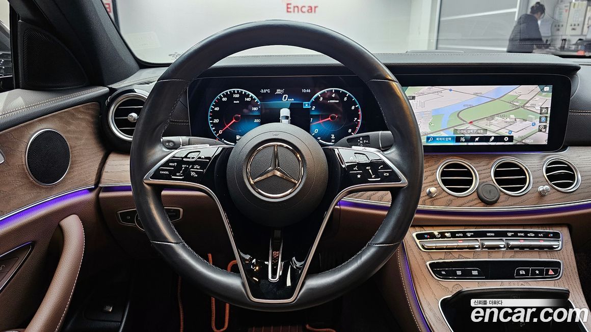 Mercedes-Benz E-Class 2021