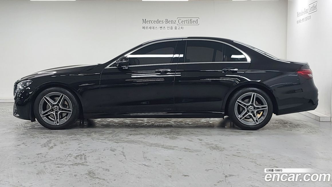 Mercedes-Benz E-Class 2023