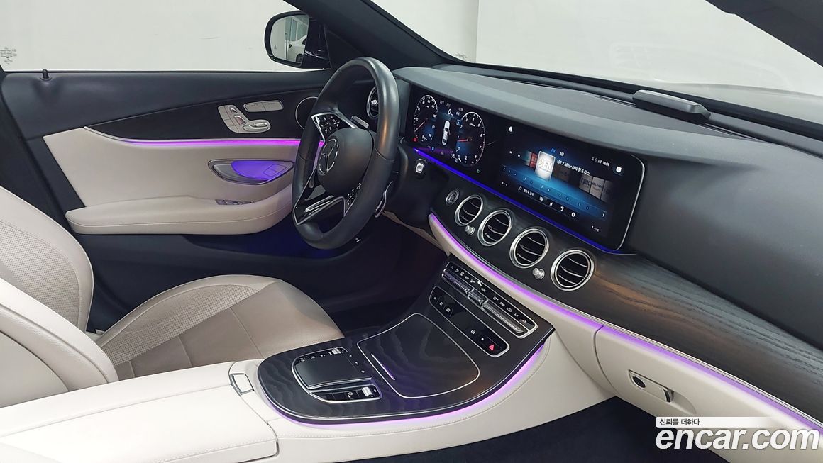 Mercedes-Benz E-Class 2023