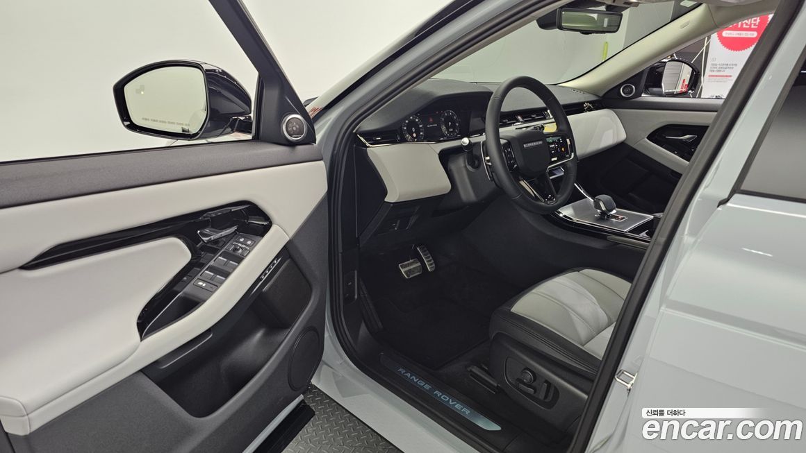 Land Rover Range Rover Evoque 2025