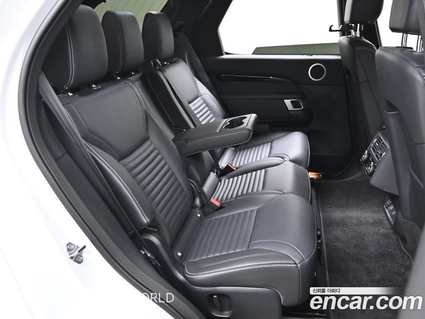 Land Rover Discovery 2025