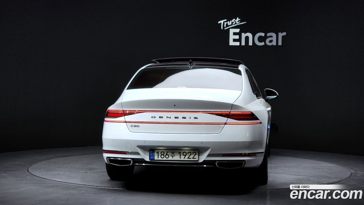 Genesis G90 2023