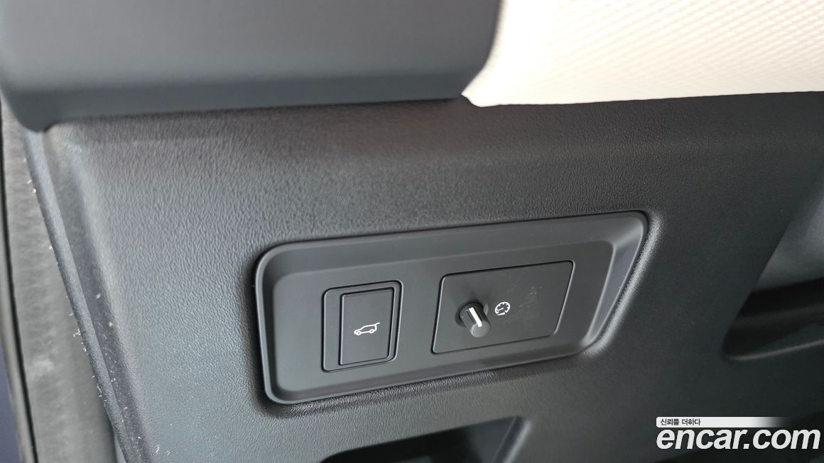 Land Rover Discovery 2025