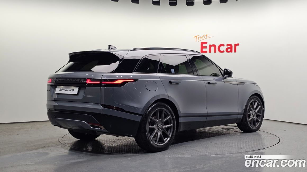 Land Rover Range Rover Velar 2025