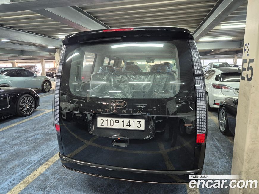 Hyundai Staria 2025
