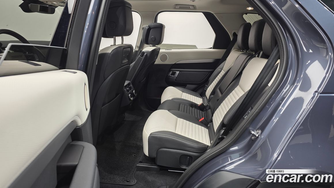 Land Rover Discovery 2025