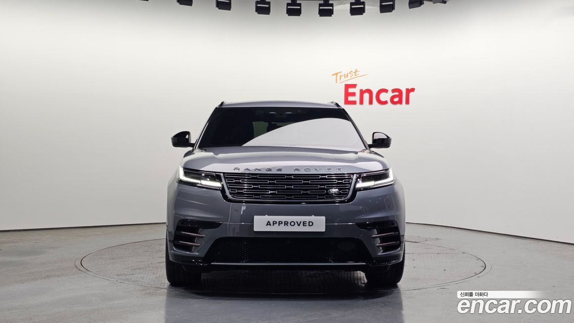 Land Rover Range Rover Velar 2025
