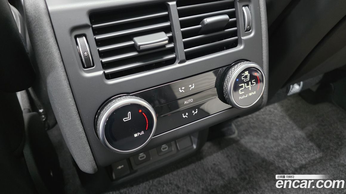 Land Rover Discovery 2025