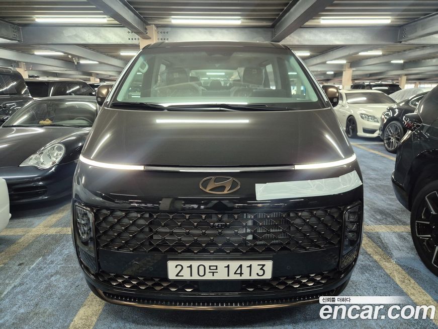 Hyundai Staria 2025
