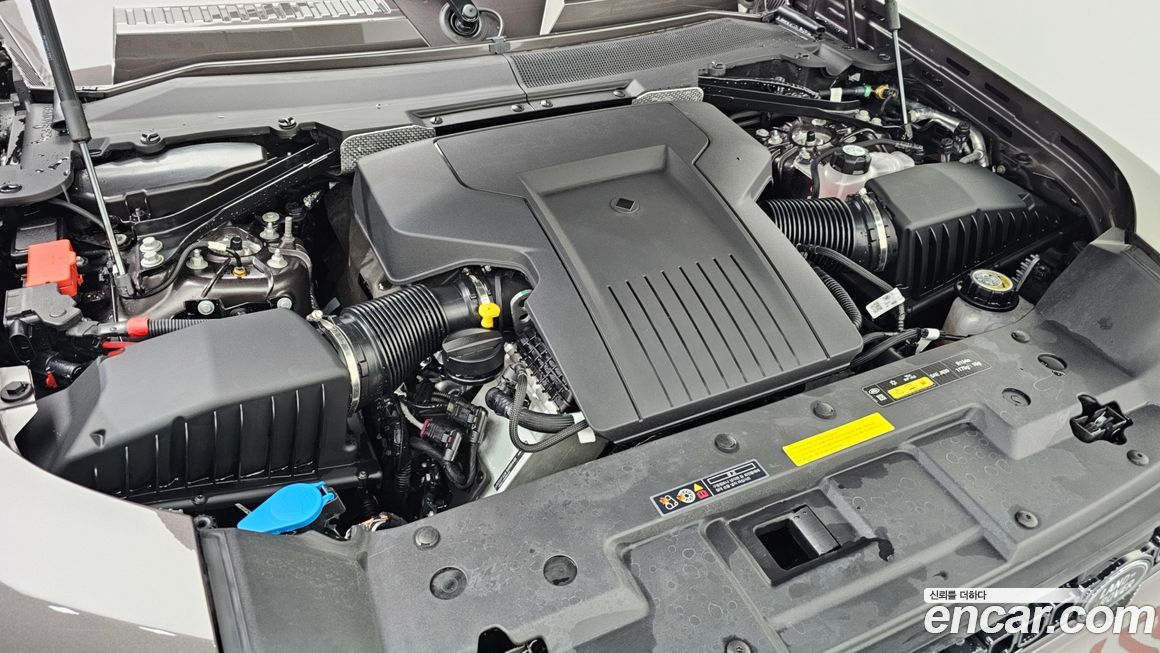 Land Rover Defender 2025