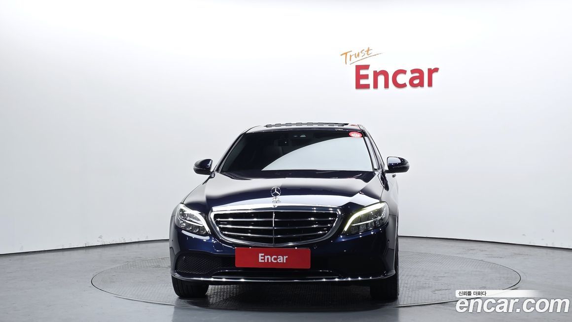 Mercedes-Benz C-Class 2019