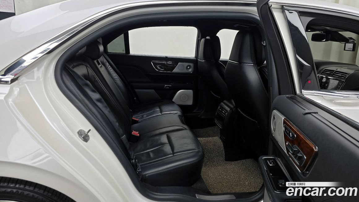 Lincoln Continental 2019