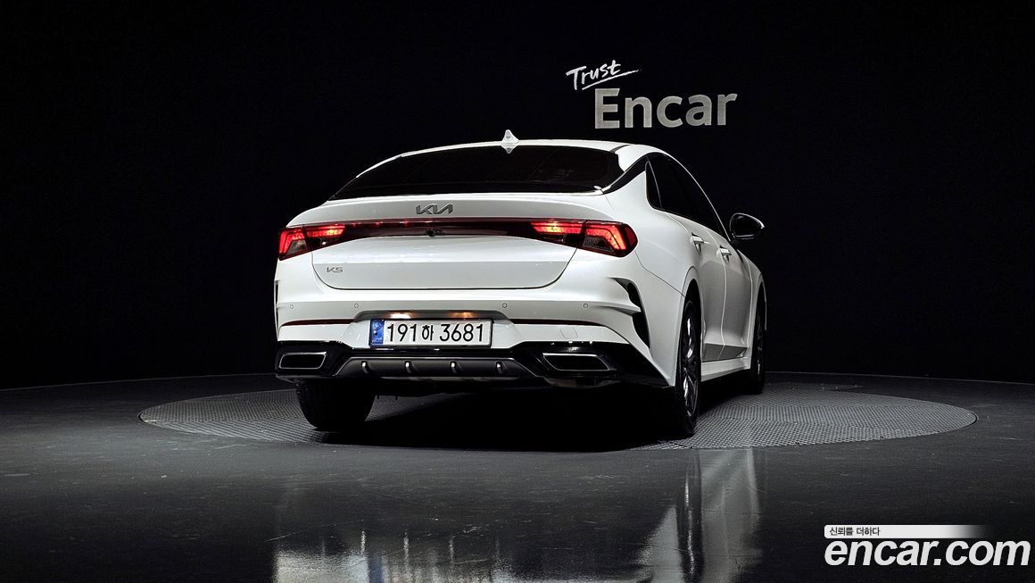 Kia K5 2023