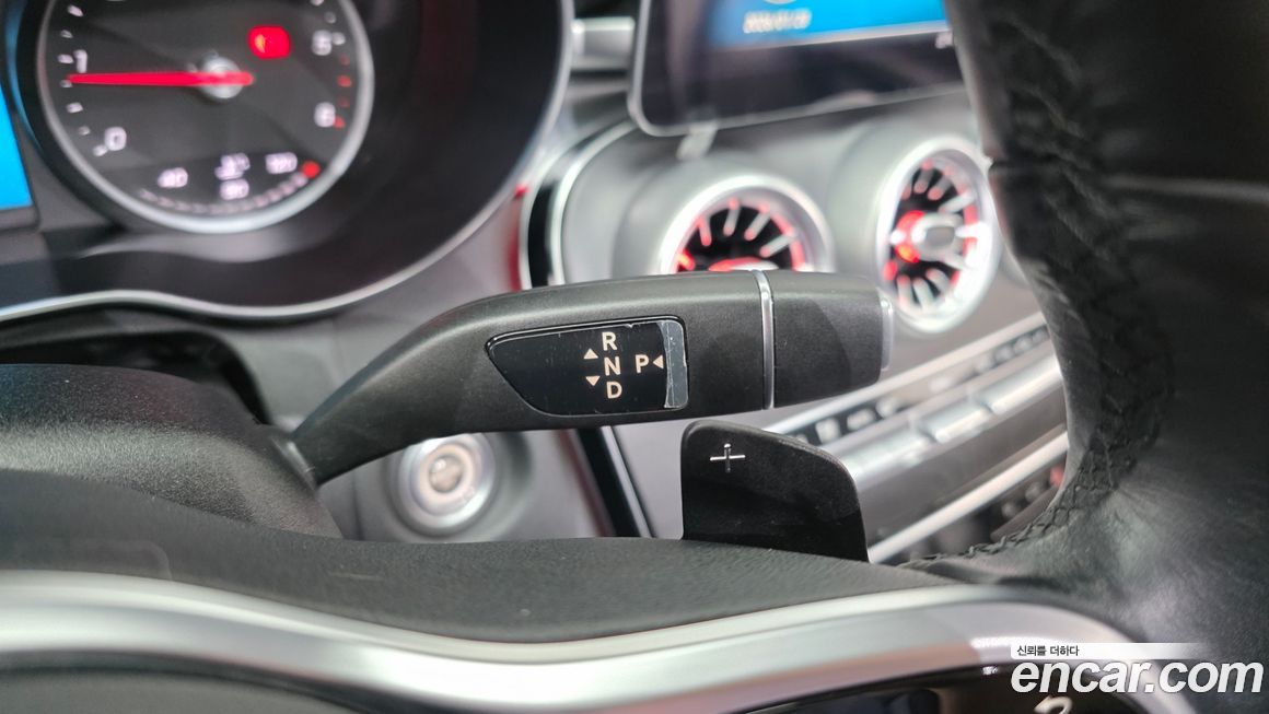 Mercedes-Benz C-Class 2019