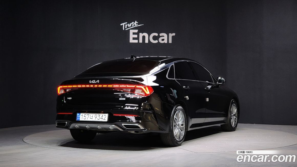 Kia K5 2023