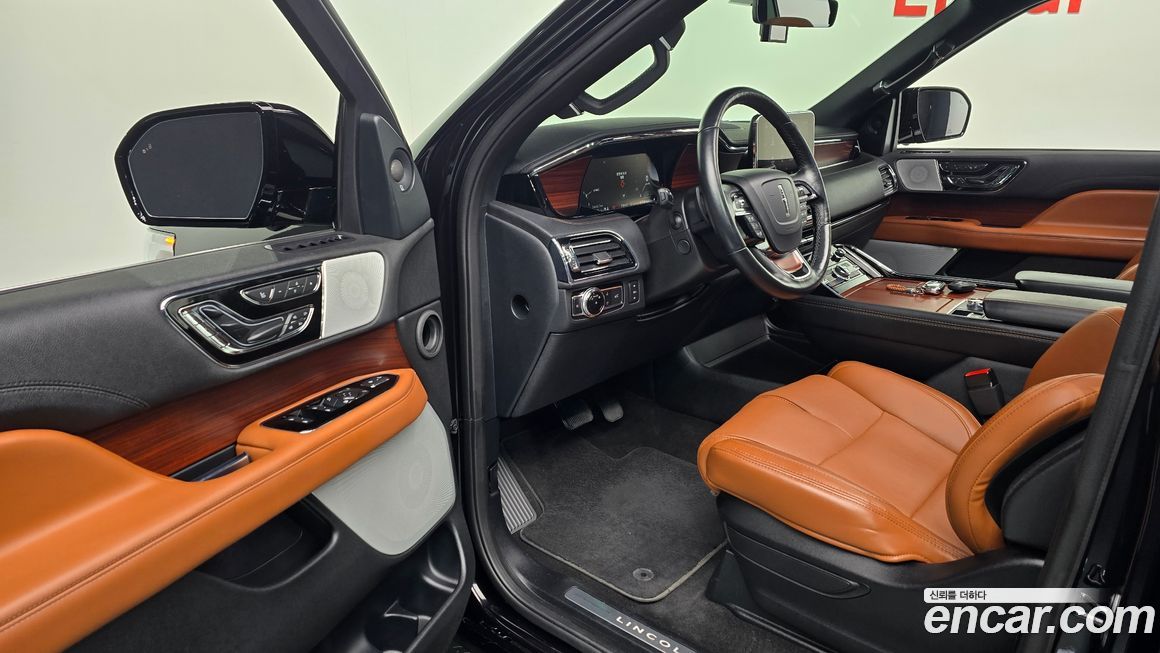 Lincoln Navigator 2021