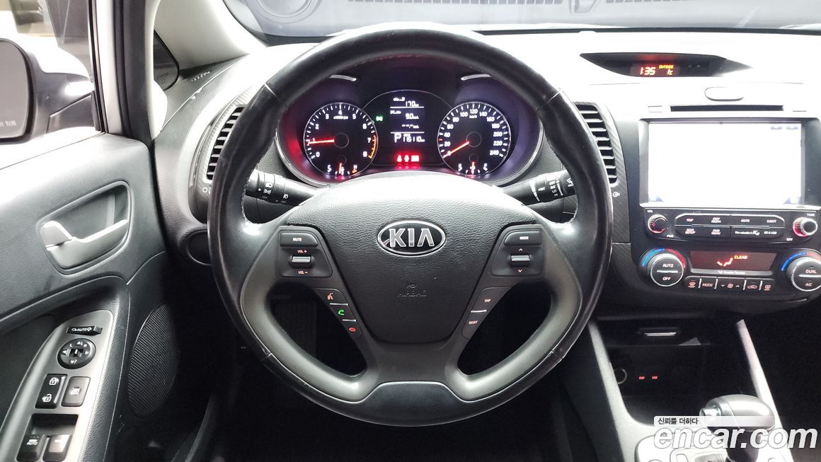 Kia K3 2015