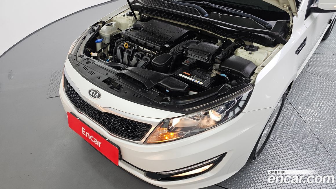 Kia K5 2011