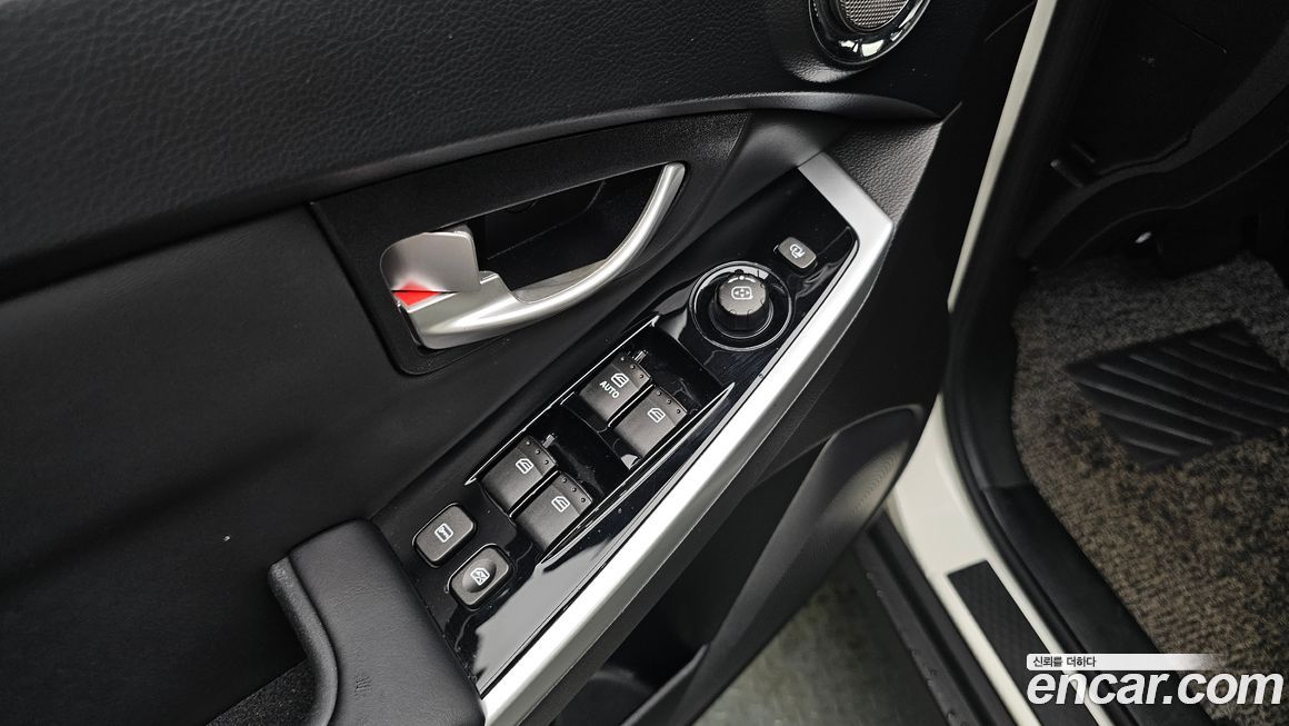 KG_Mobility_Ssangyong KORANDO 2015