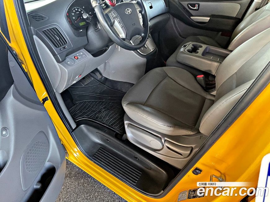 Hyundai Starex 2015