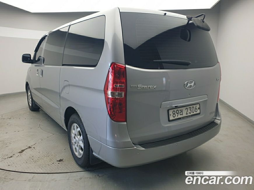 Hyundai Starex 2016