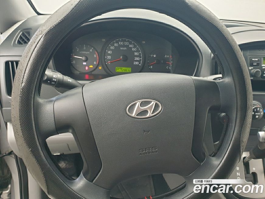 Hyundai Starex 2016