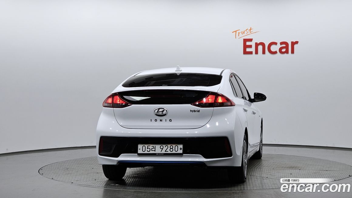 Hyundai Ioniq 2019