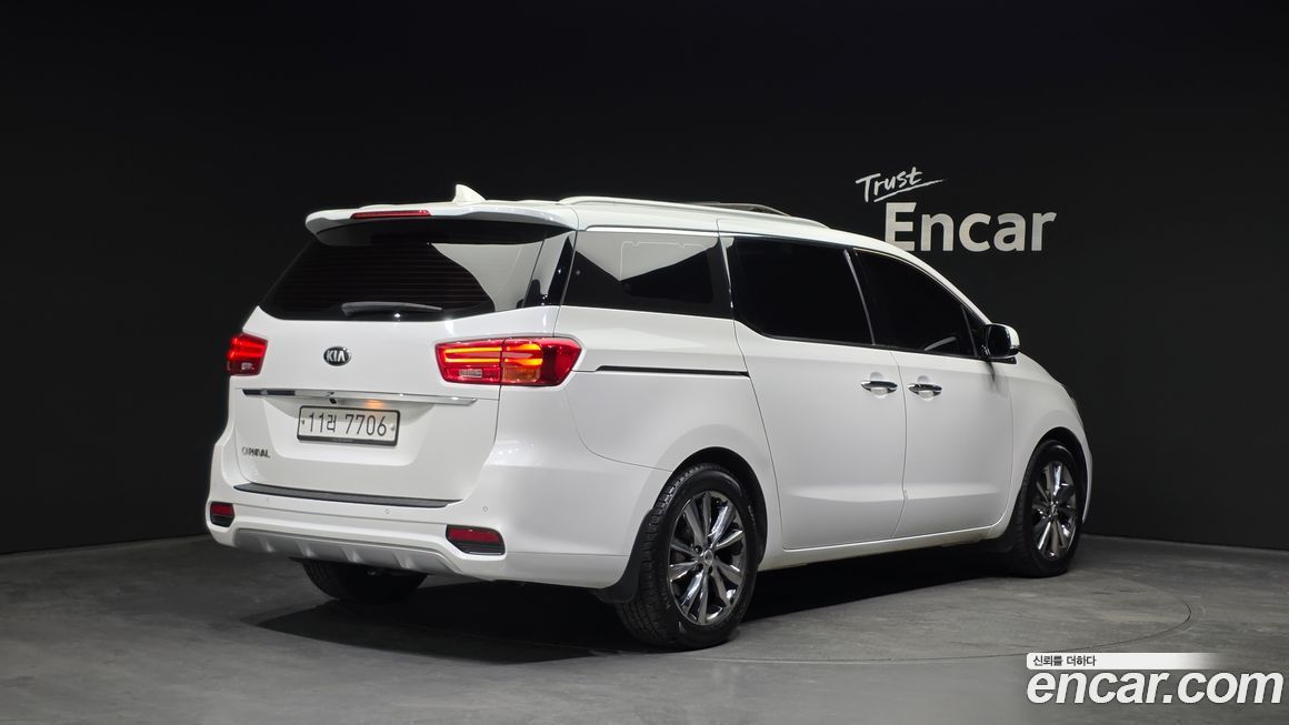 Kia Canival 2019