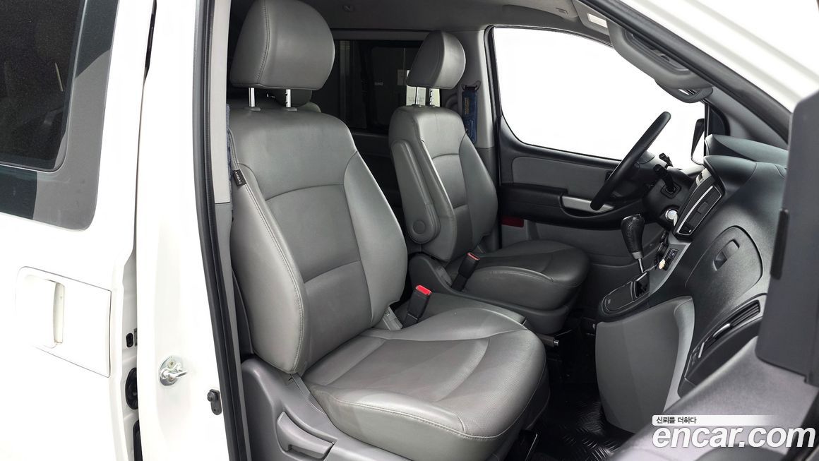 Hyundai Starex 2019