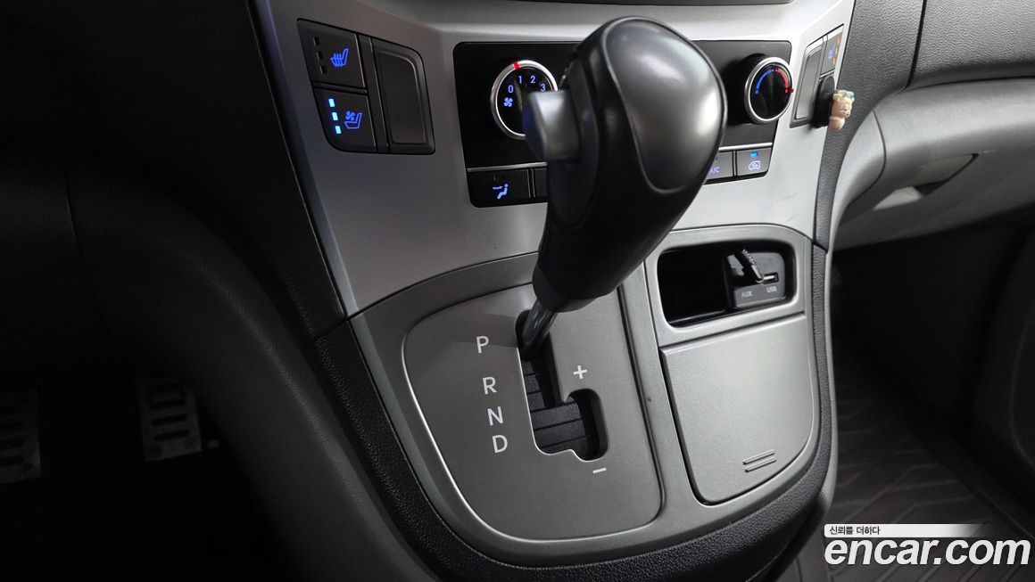 Hyundai Starex 2019