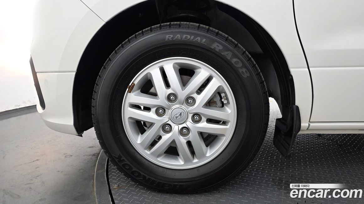 Hyundai Starex 2019