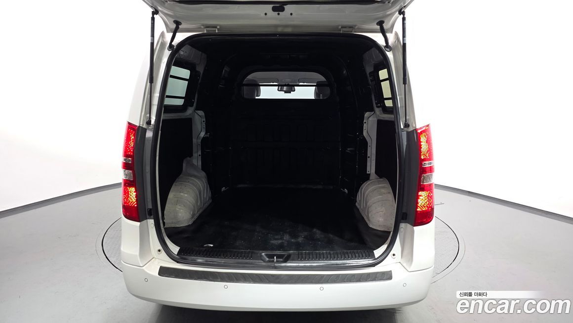 Hyundai Starex 2019