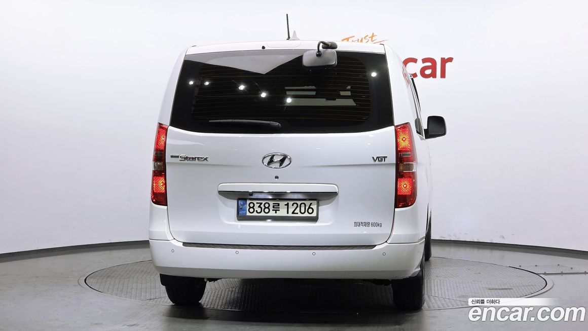 Hyundai Starex 2019
