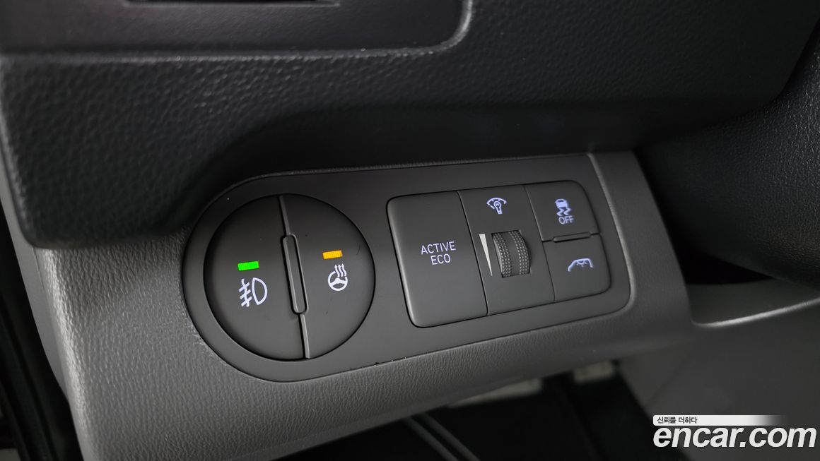 Hyundai Starex 2019