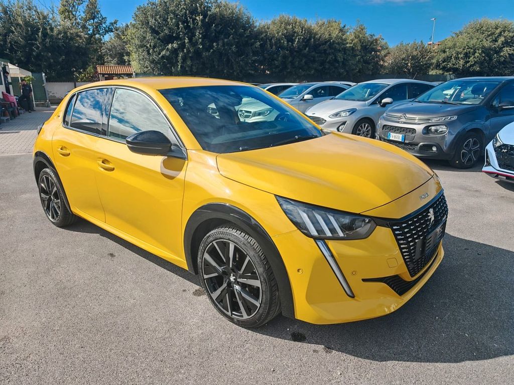 Peugeot 208 2022
