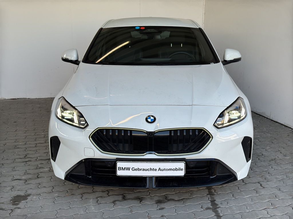 BMW 118 2025