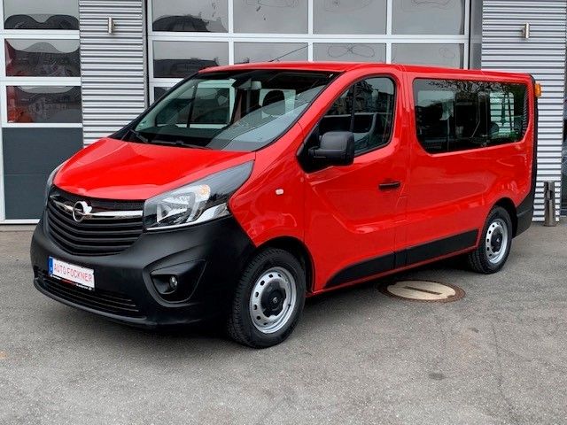 Opel Vivaro 2015
