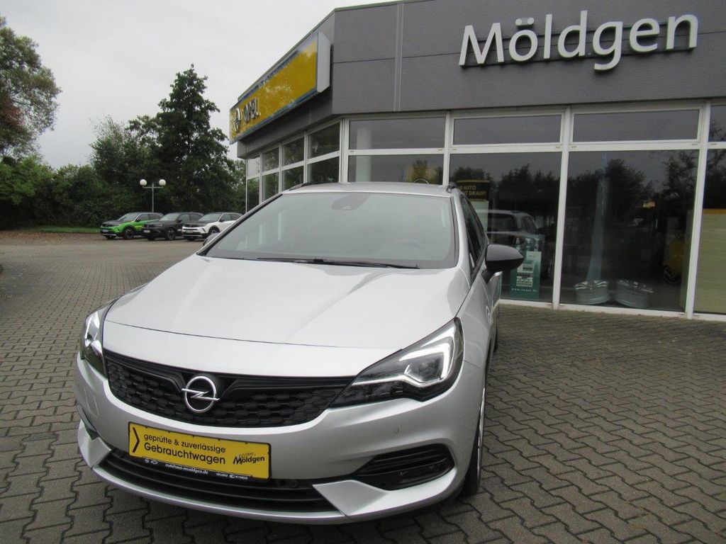 Opel Astra 2021