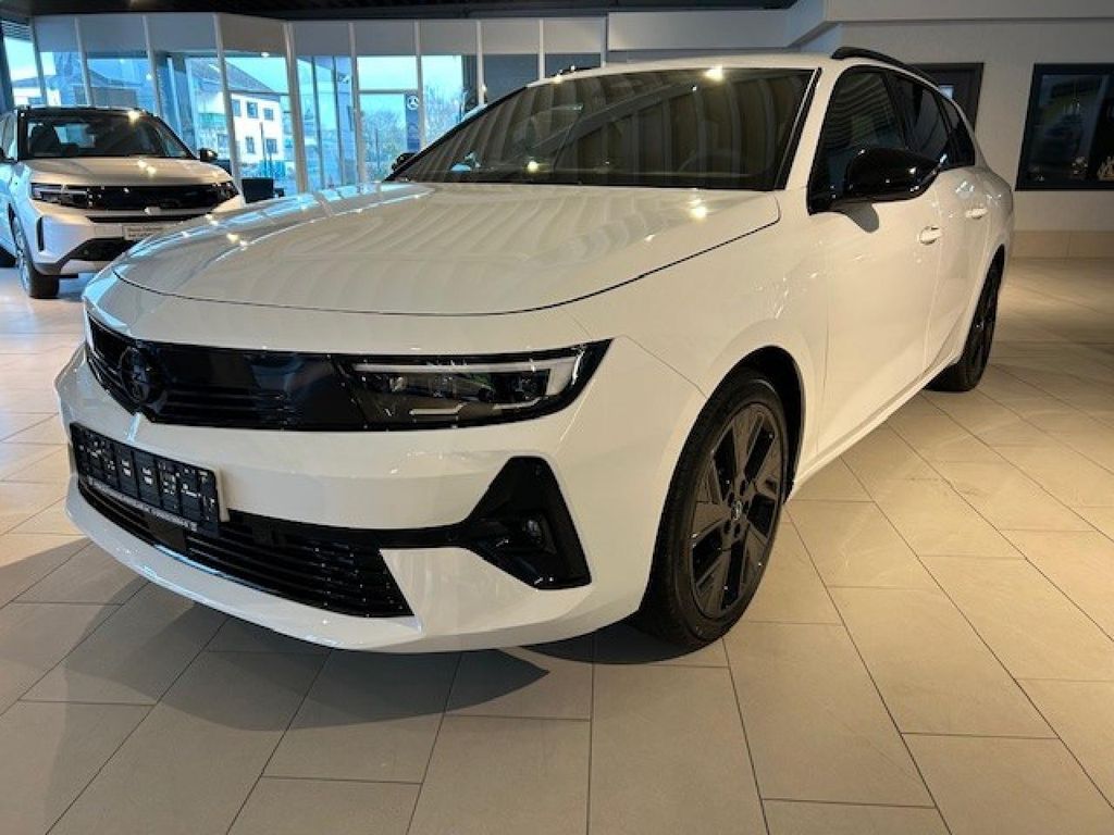 Opel Astra 2025