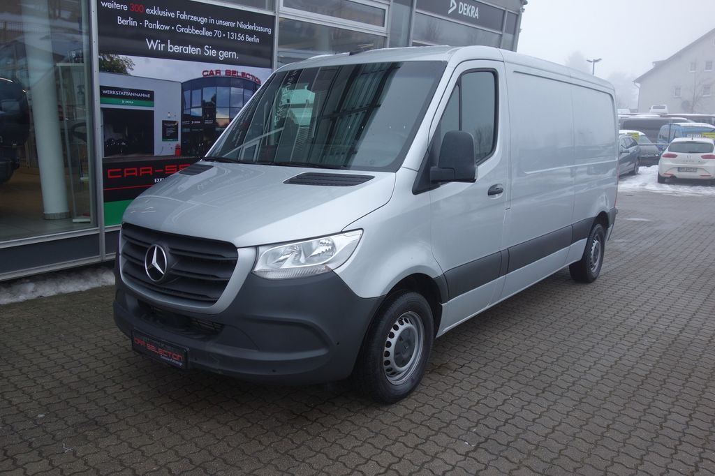 Mercedes-Benz 2020