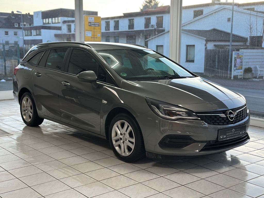 Opel Astra 2021