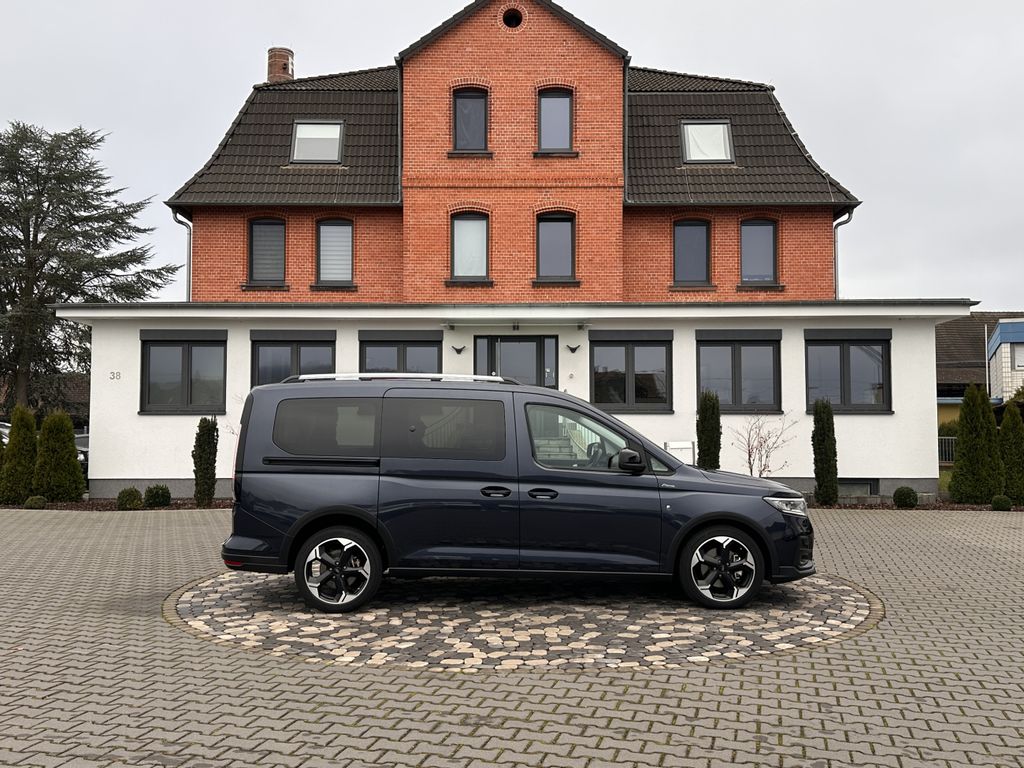 Ford Grand Tourneo 2025