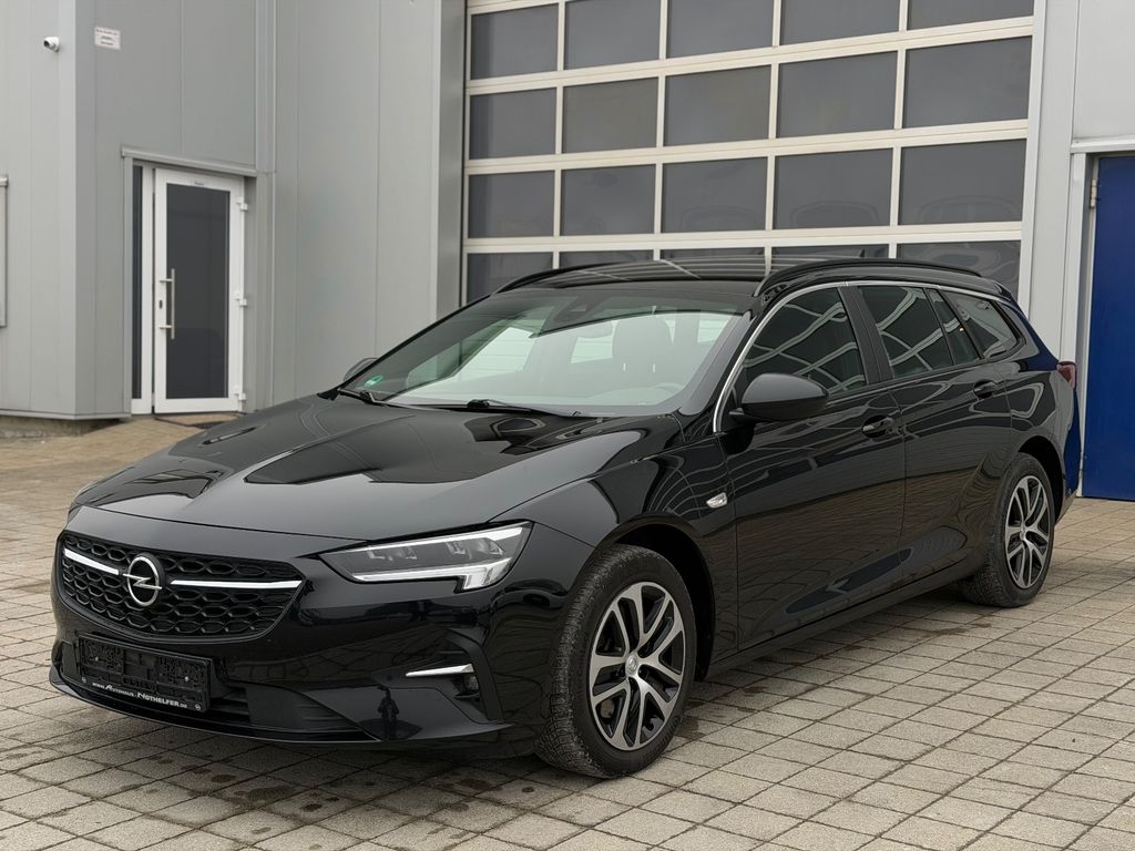 Opel Insignia 2022